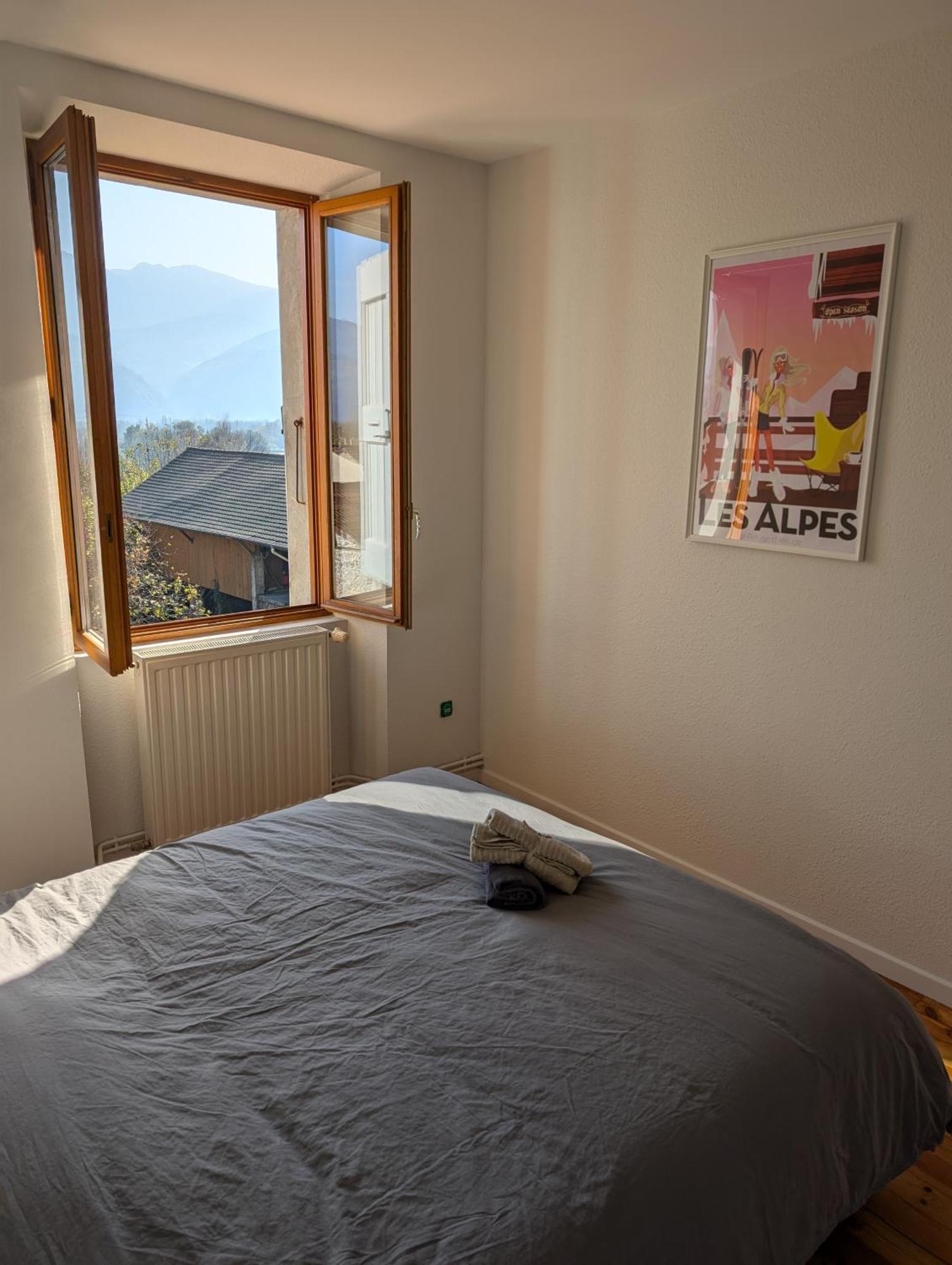 Appart 65M2 Avec 2 Chambres Dans Ferme Renovee - Parking Gratuit - Grande Vue Montagnes มงต์บอนโนแซงต์มาร์แตง ภายนอก รูปภาพ